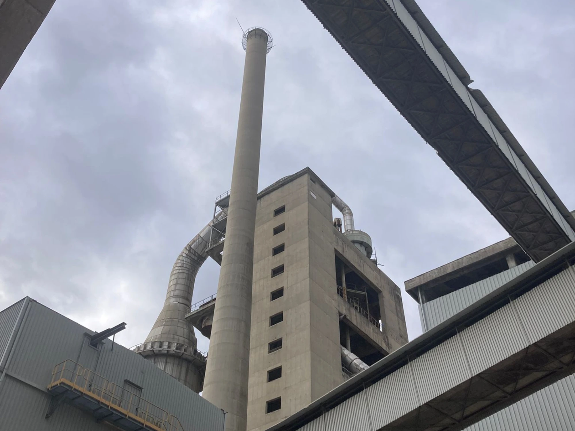 Foto dello stabilimento Holcim di Merone